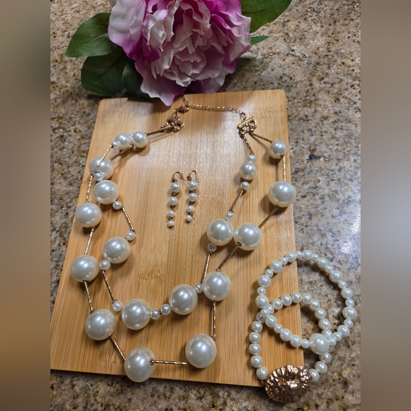 Jewelry - Two-Layer Pearl Jewelry Set